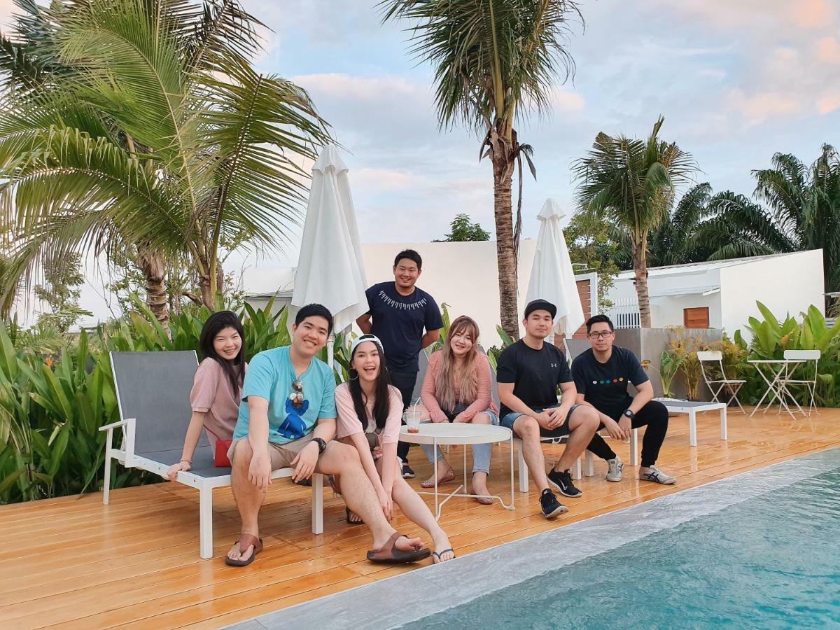 Meet Boutique Resort Surat Thani Eksteriør billede